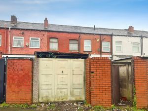 Rear- click for photo gallery